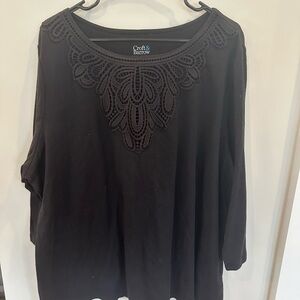 Croft & Barrow Women's Black Embroidered Blouse